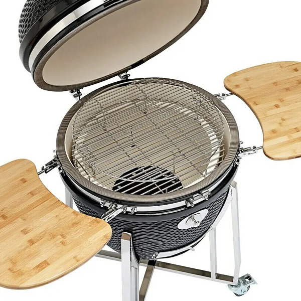 Flame-Rock -Holzkohlegrill-Kamado-24-ProDurchmesser-Grillfläche_-52-cm,-Schwarz---Ein-Keramikgrill-mit-offenem-Deckel-und-zwei-Holzablagen