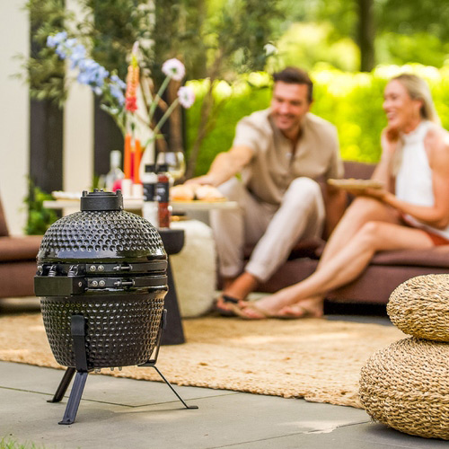 mini-keramik-grill-kamado-outdoor-cooking-using